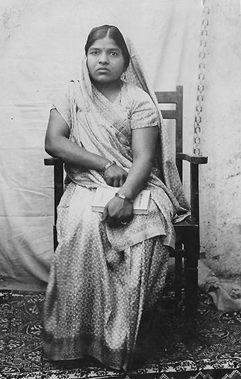 Amma, photographed in Wardha in 1941, around the time of her marriage to Babu. As so often, the faraway expression on her face is hard to read—a sober commitment to building a future, with a hint of past sorrows in her eyes.
